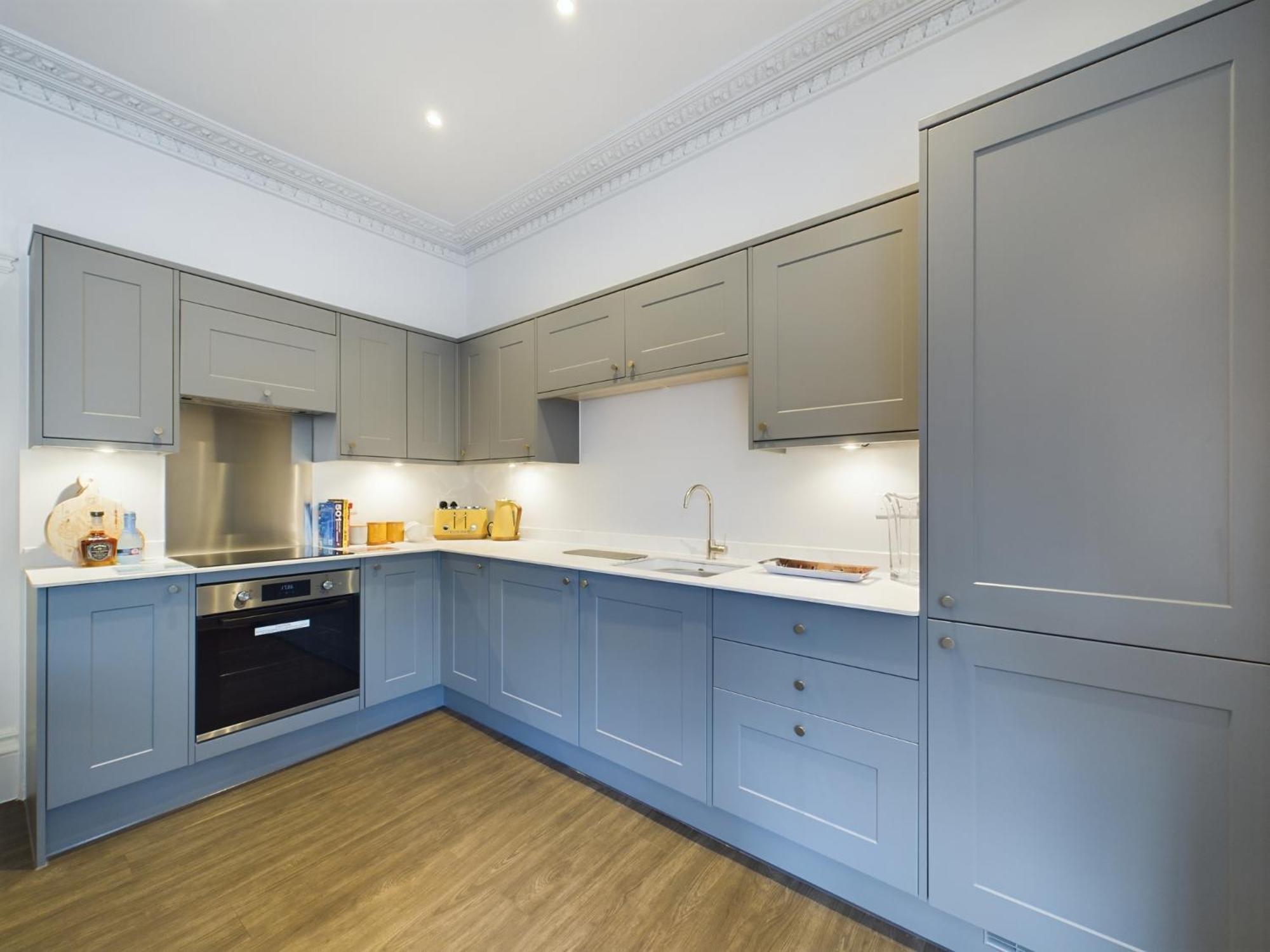 Belle Vue Regency King Size W Free Parking Apartment Cheltenham Exterior foto
